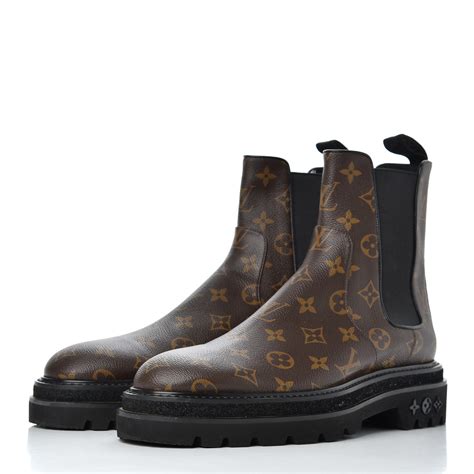 chelsea boots louis vuitton.